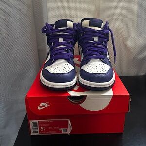 Nike Kids' Purple and White Sneakers